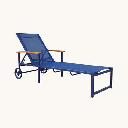 Chaises e espreguiçadeiras da WE Móveis
